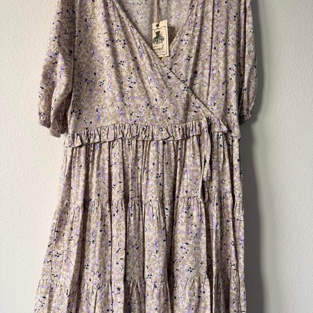 Easel floral wrap dress Size S